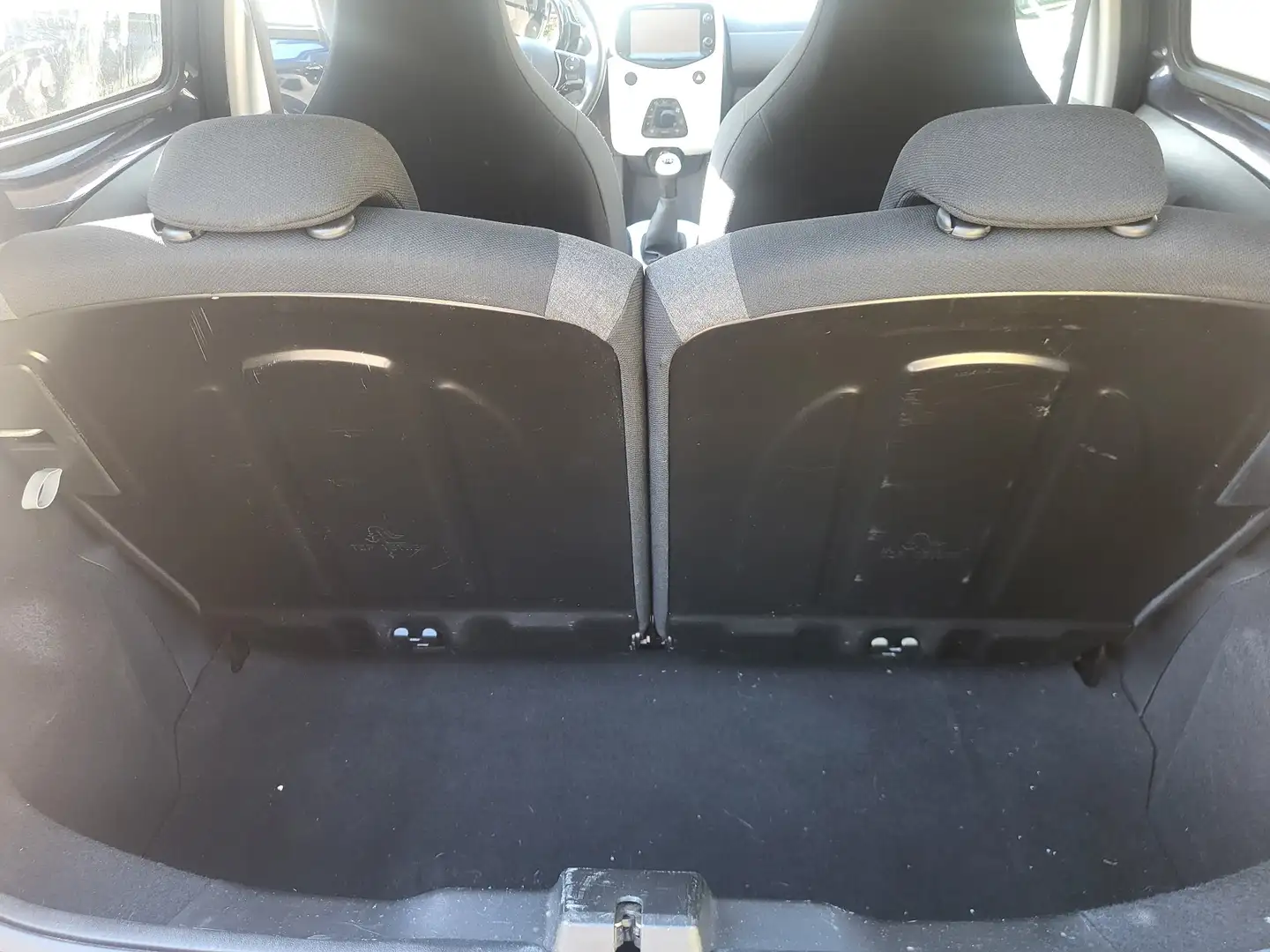 Citroen C1 1.2 PureTech Shine Blauw - 2