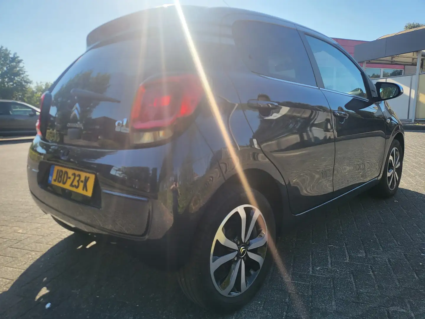 Citroen C1 1.2 PureTech Shine Blauw - 1