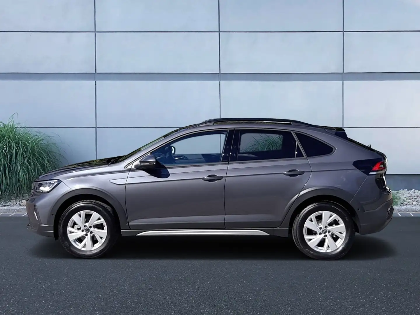 Volkswagen Taigo Life 1.0 TSI DSG 116 PS Grau - 2