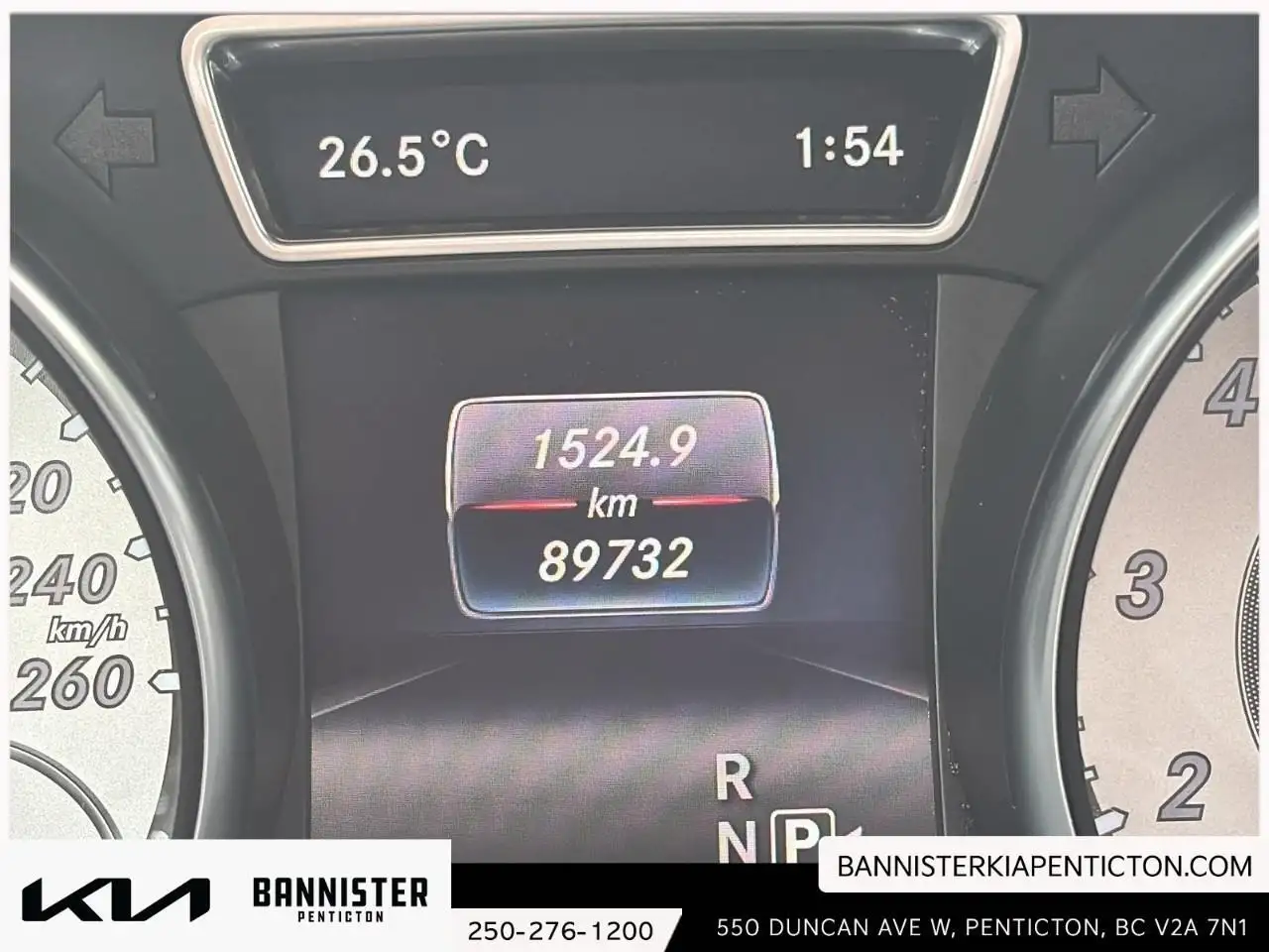 Mercedes-Benz GLA снимка Mercedes-Benz GLA