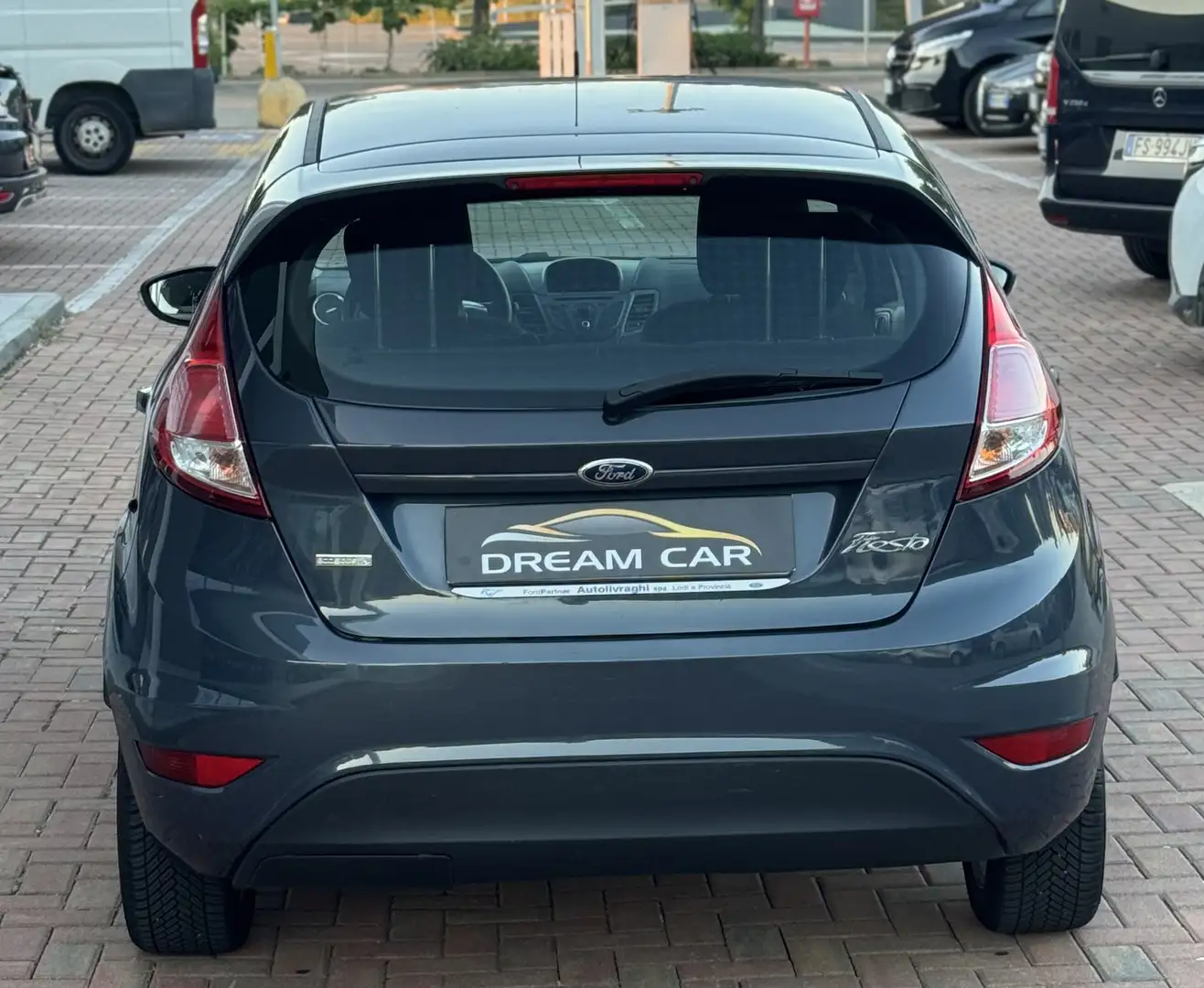 Ford Fiesta 5p 1.0 ecoboost Individual 100cv NEOPATENTATI - 2