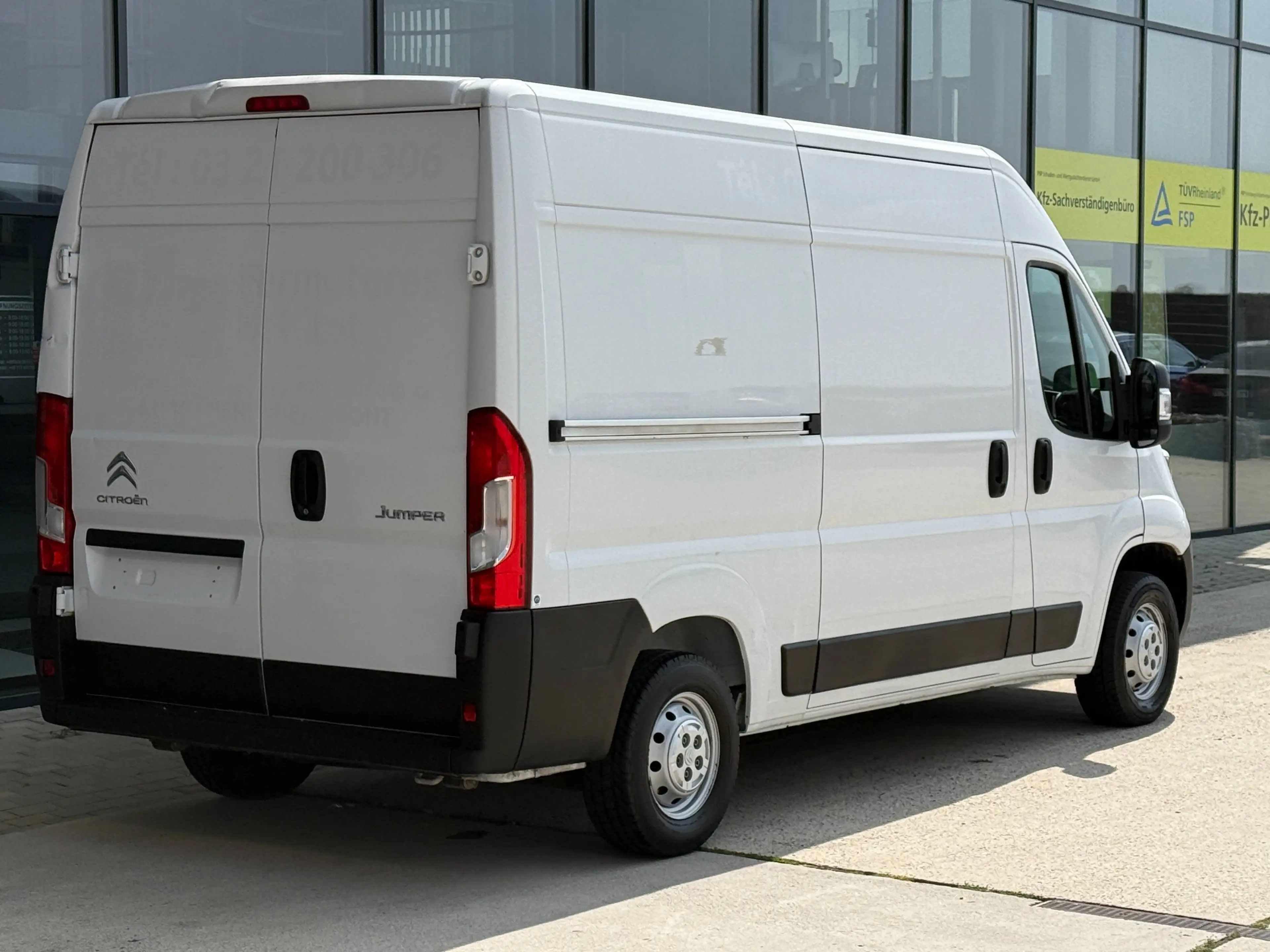 Citroen Jumper Jumper 30 BlueHDi 30 L2H2 NAVI/Tempomat/PDC — photo 2