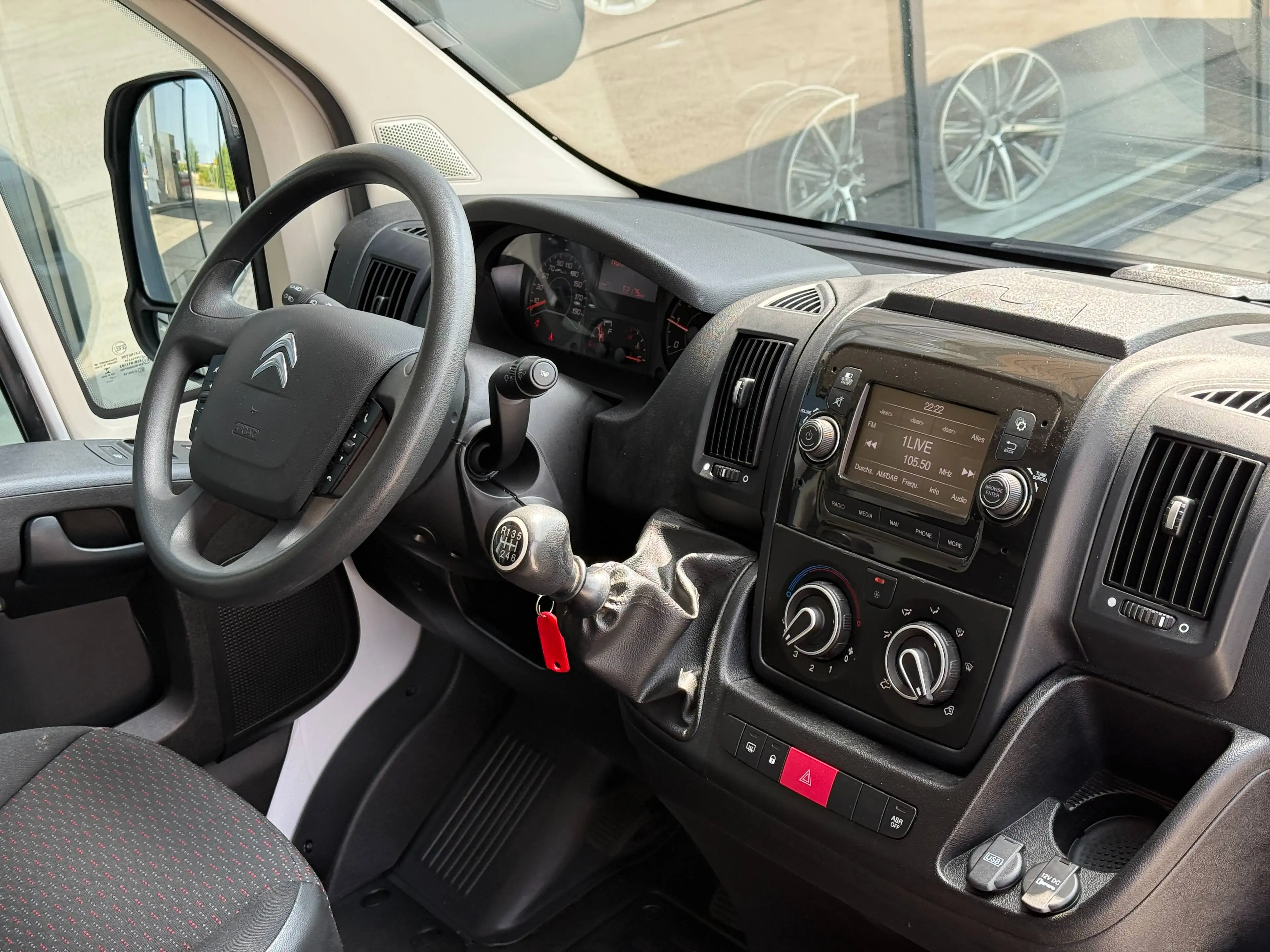Citroen Jumper Jumper 30 BlueHDi 30 L2H2 NAVI/Tempomat/PDC — photo 9