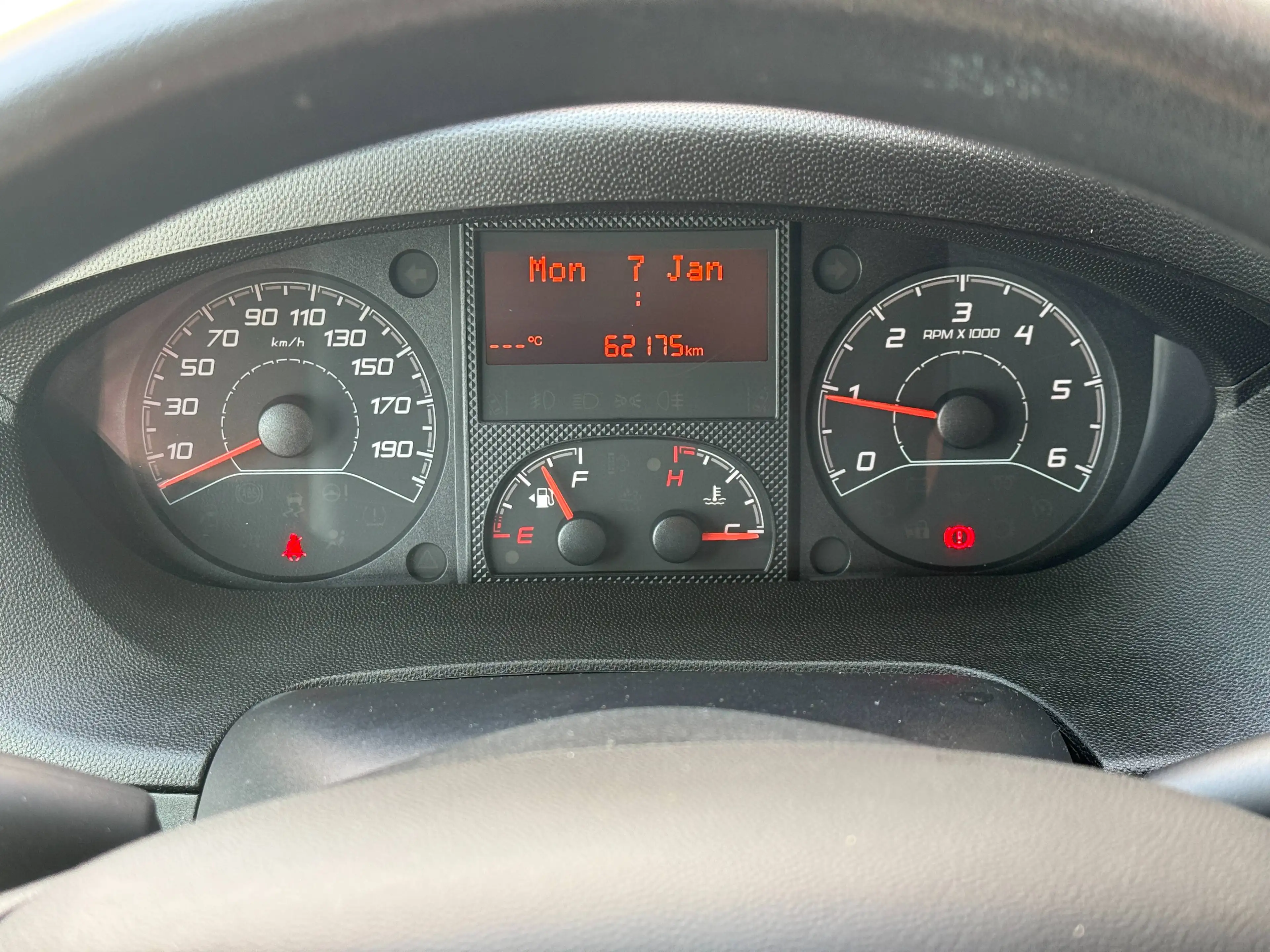Citroen Jumper Jumper 30 BlueHDi 30 L2H2 NAVI/Tempomat/PDC — photo 12