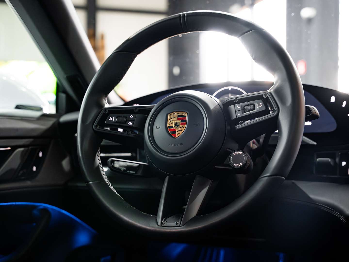 Porsche Taycan Sport Design 93.4 KWh - - Joinsteer - #5