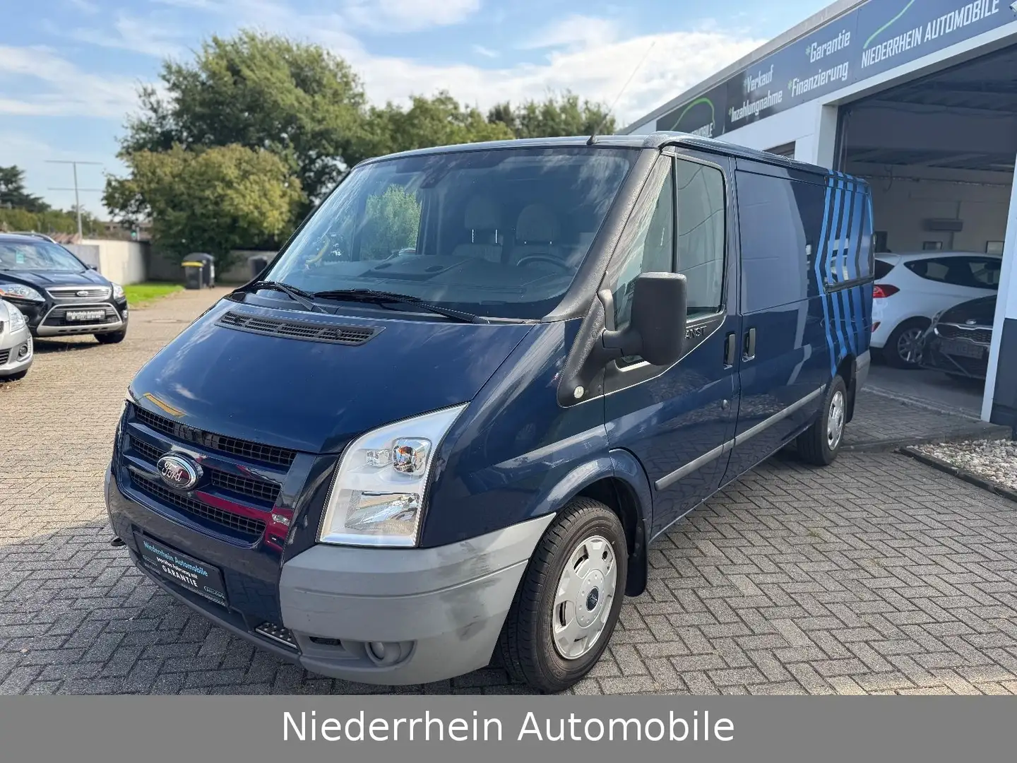 Ford Transit Kasten FT 300 M Trend LKW 1.Hand+Klima Blau - 2