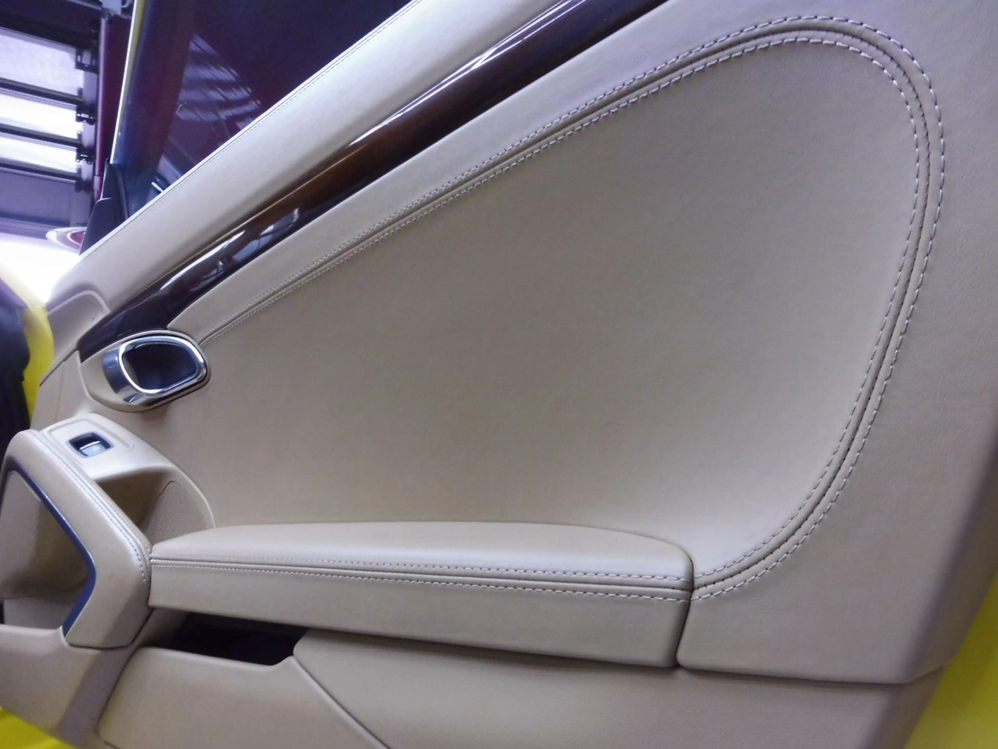 Porsche 991 911 Carrera 4 Cabriolet — photo 15