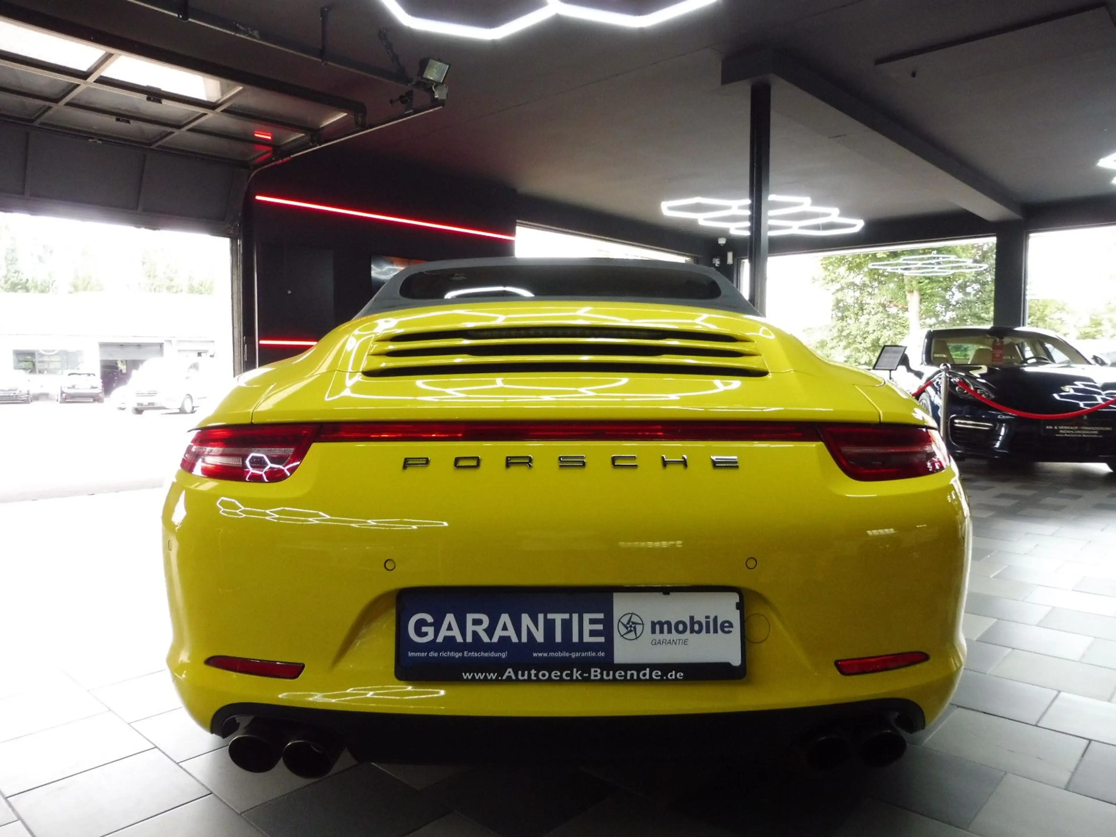 Porsche 991 911 Carrera 4 Cabriolet — photo 7