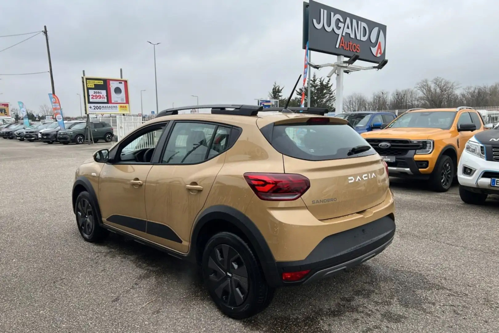 Dacia Sandero STEPWAY TCE 90 EXPRESSION PLUS Бежевый  - 2