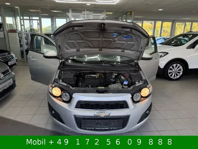 Chevrolet Aveo view 7