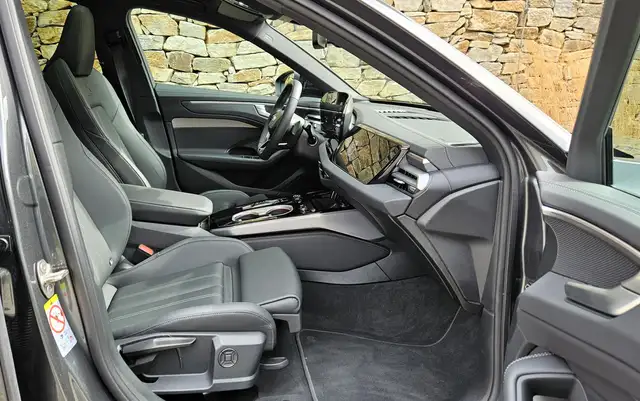 Audi A6 2.0 TDI 3 x S-Line*PANO*NP: 85.000,00*AKH Vorb. Ansicht 18