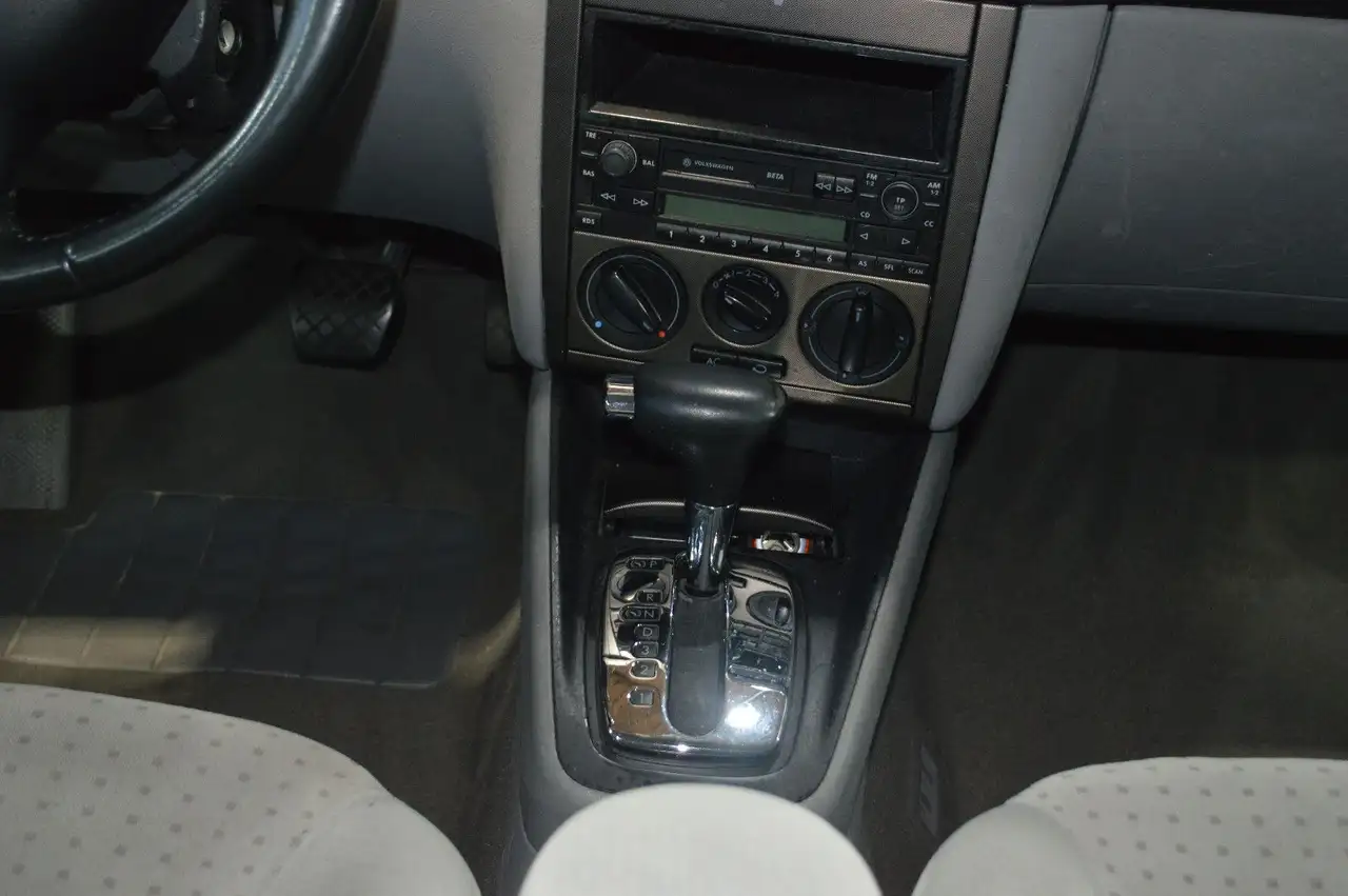 Volkswagen Bora 1.6 *Automatik*Klimaanlage*, foto 8