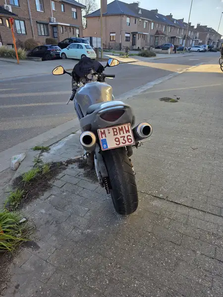 Honda VTR 1000 - foto 4