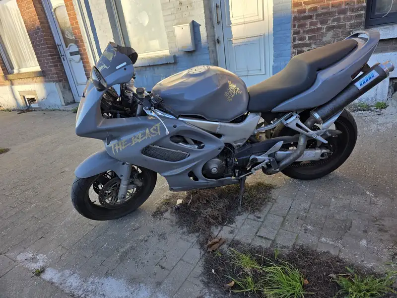 Honda VTR 1000 - foto 3