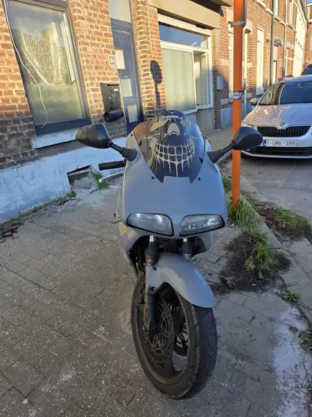 Honda VTR 1000 - foto 2