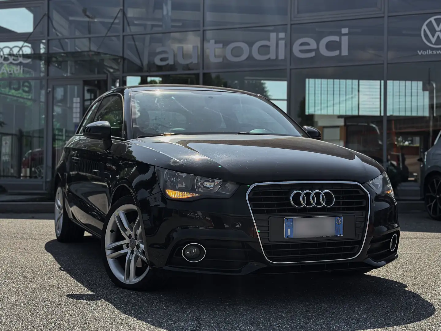 Audi A1 3p 1.6 tdi Ambition SLINE INT/EST 105cv Nero - 2