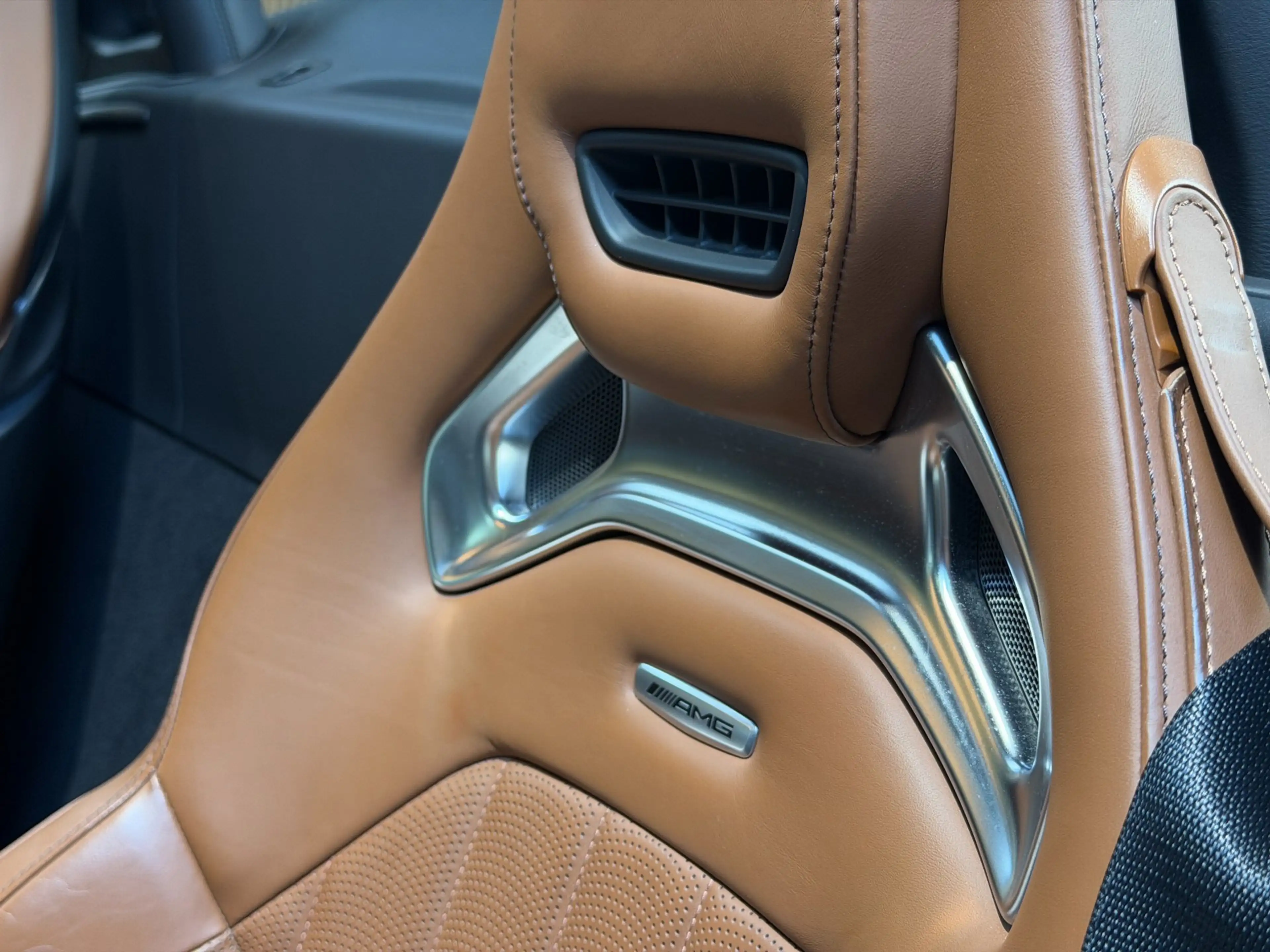Mercedes-Benz AMG GT Roadster 4.0 C|Airscarf|Burmester|Memory|Keramisch — photo 36