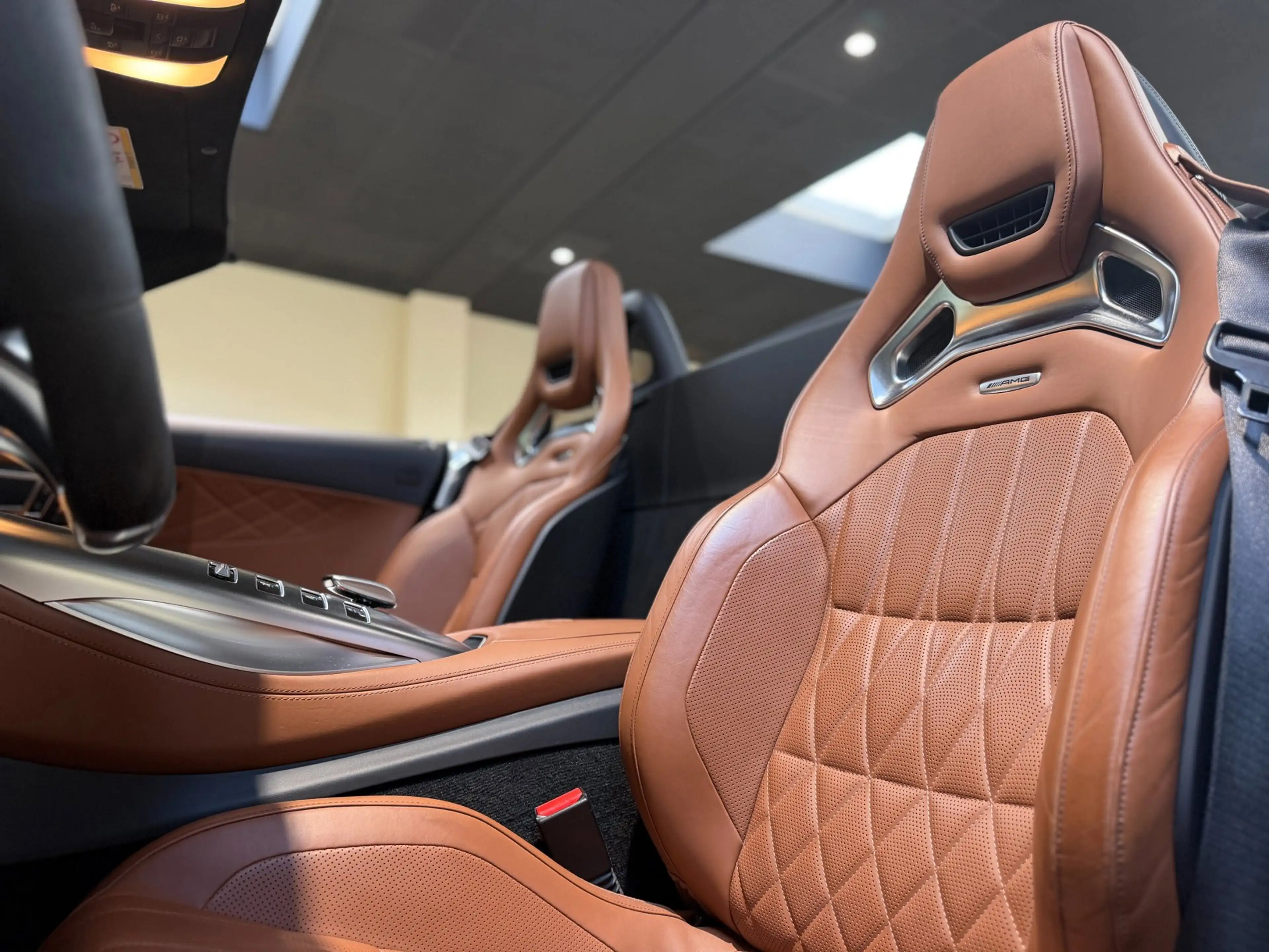 Mercedes-Benz AMG GT Roadster 4.0 C|Airscarf|Burmester|Memory|Keramisch — photo 4