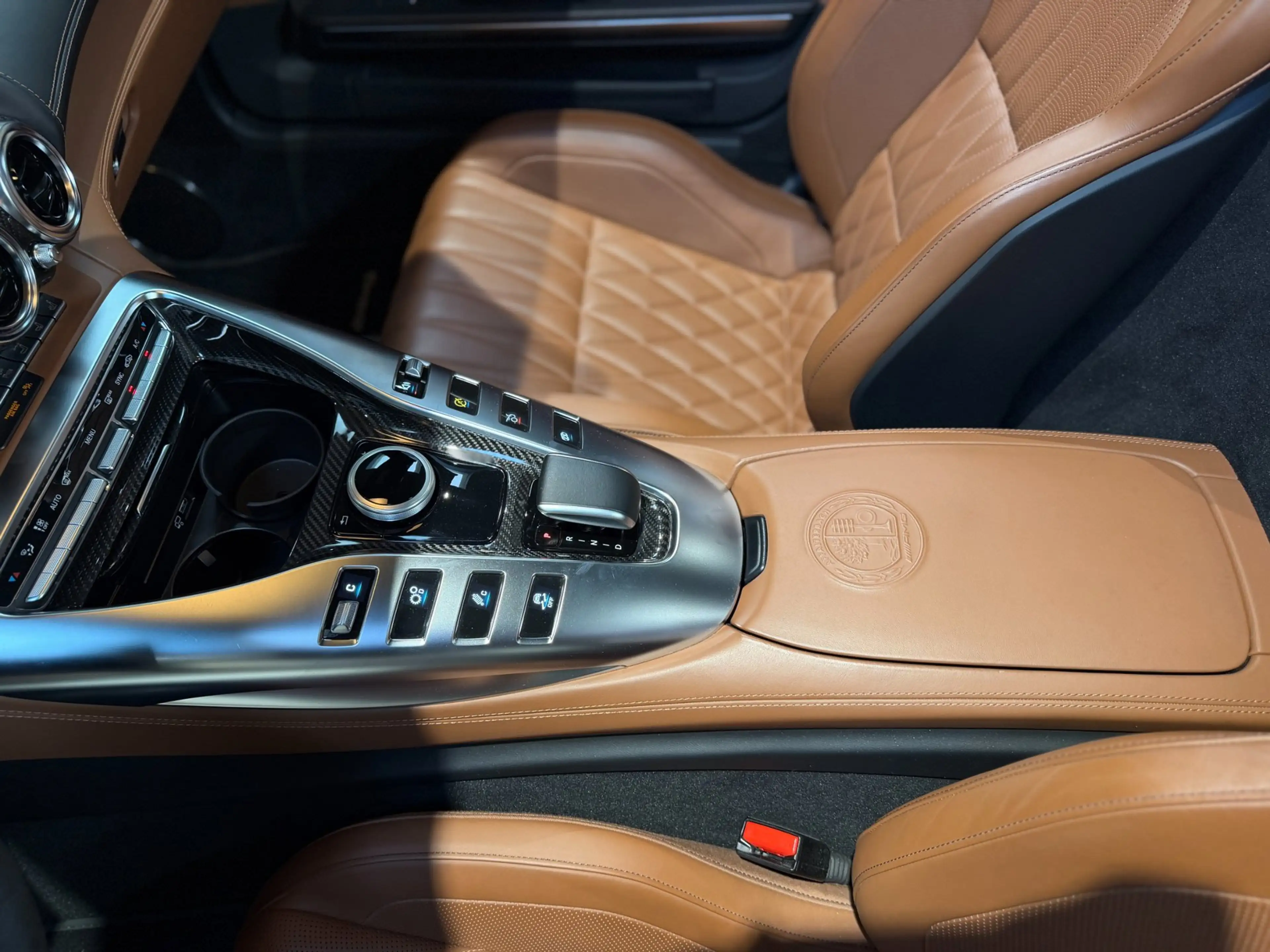 Mercedes-Benz AMG GT Roadster 4.0 C|Airscarf|Burmester|Memory|Keramisch — photo 37