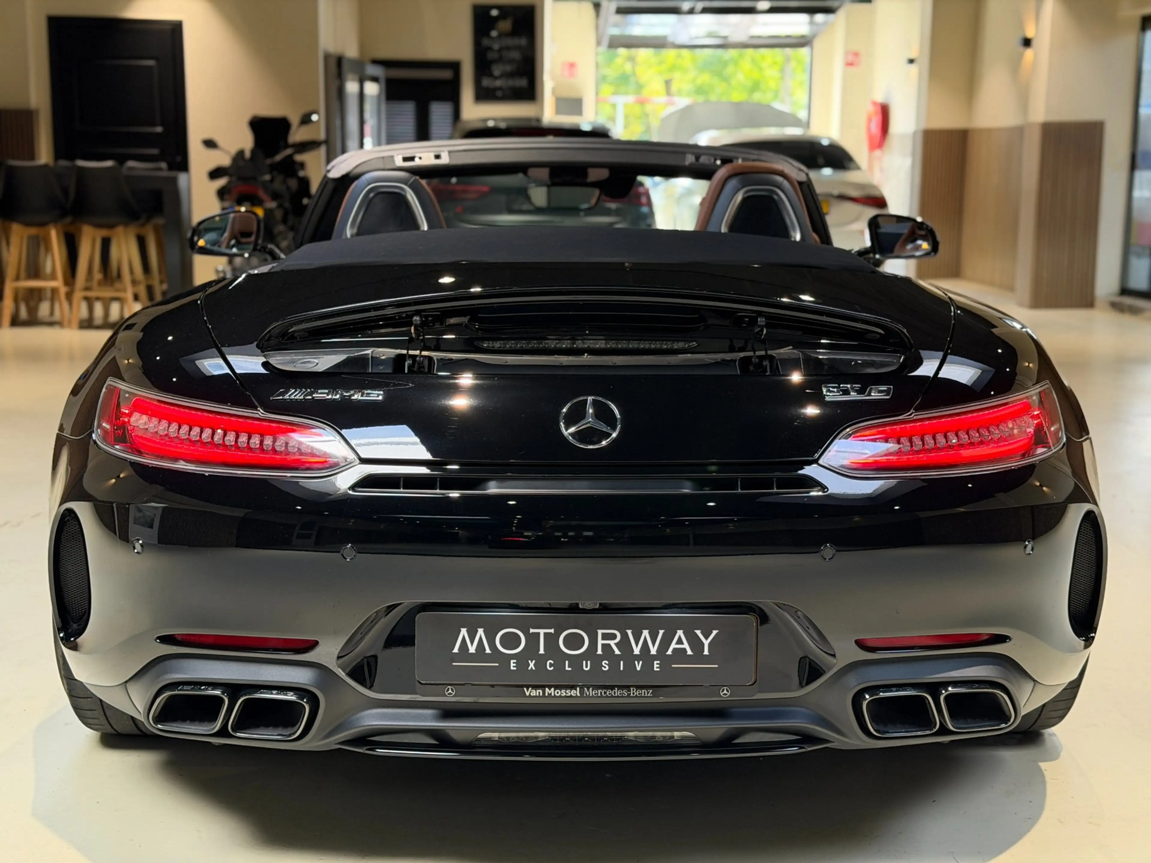 Mercedes-Benz AMG GT Roadster 4.0 C|Airscarf|Burmester|Memory|Keramisch — photo 15