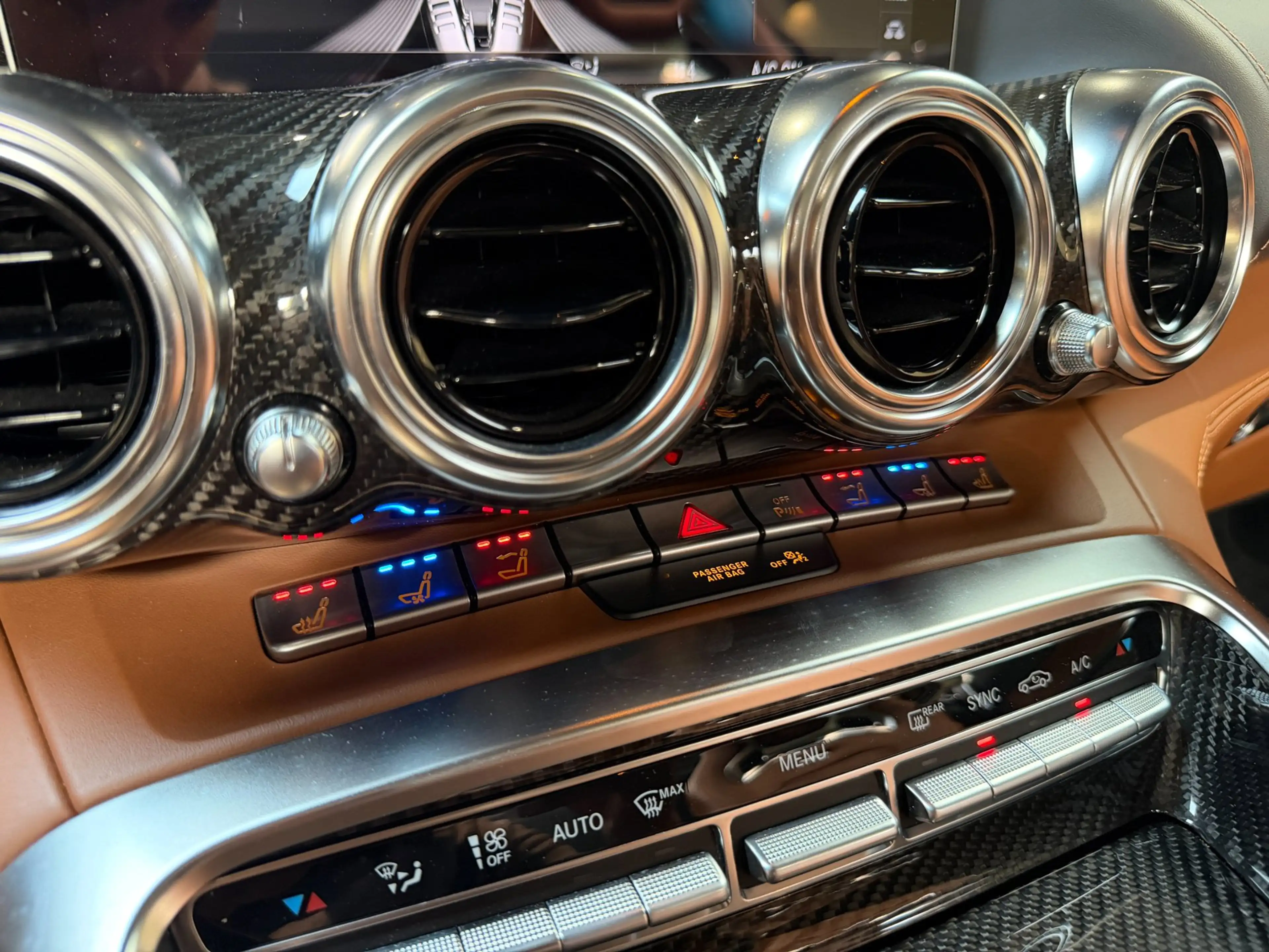 Mercedes-Benz AMG GT Roadster 4.0 C|Airscarf|Burmester|Memory|Keramisch — photo 49