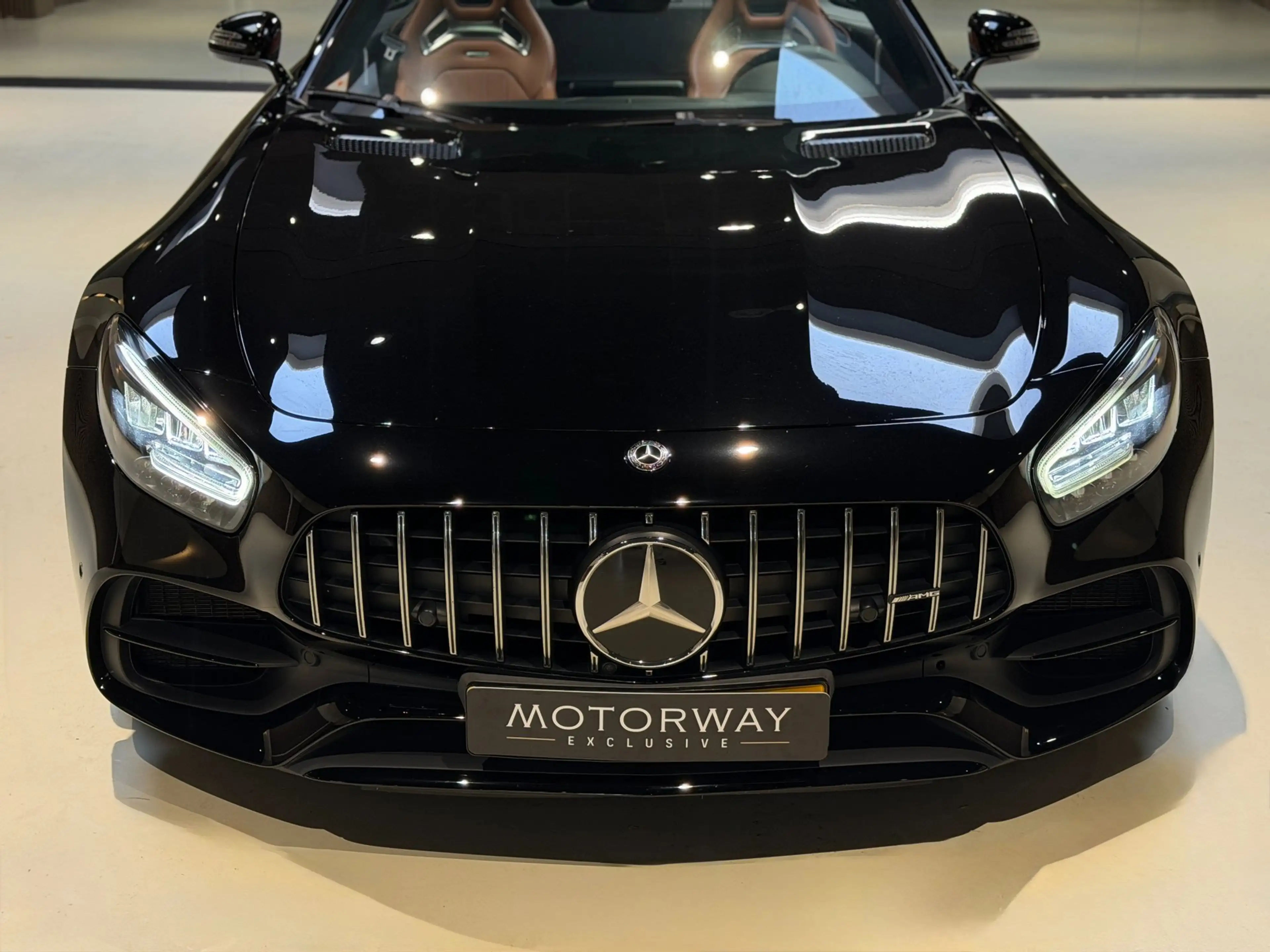 Mercedes-Benz AMG GT Roadster 4.0 C|Airscarf|Burmester|Memory|Keramisch — photo 25