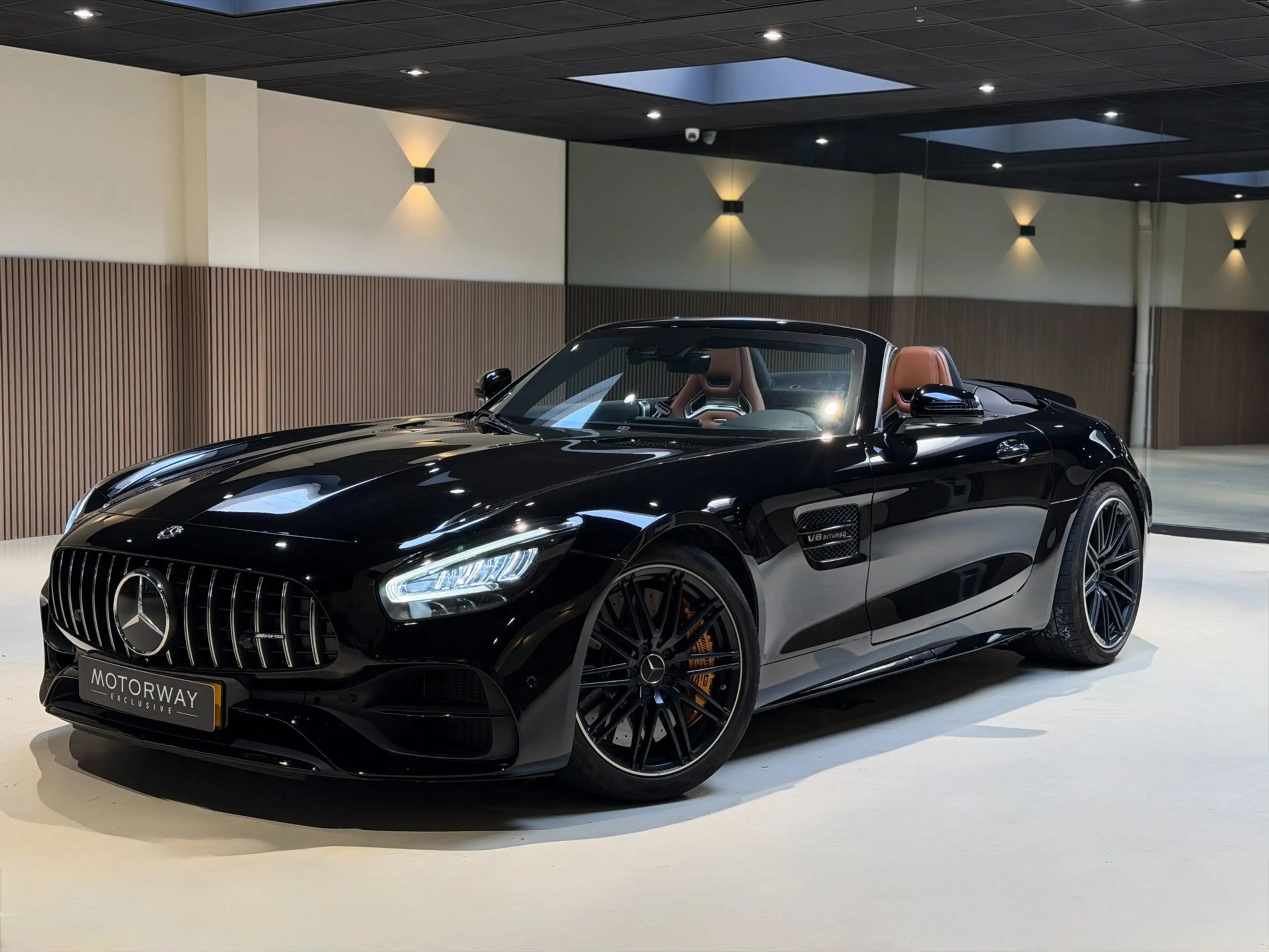 Mercedes-Benz AMG GT Roadster 4.0 C|Airscarf|Burmester|Memory|Keramisch — photo 11