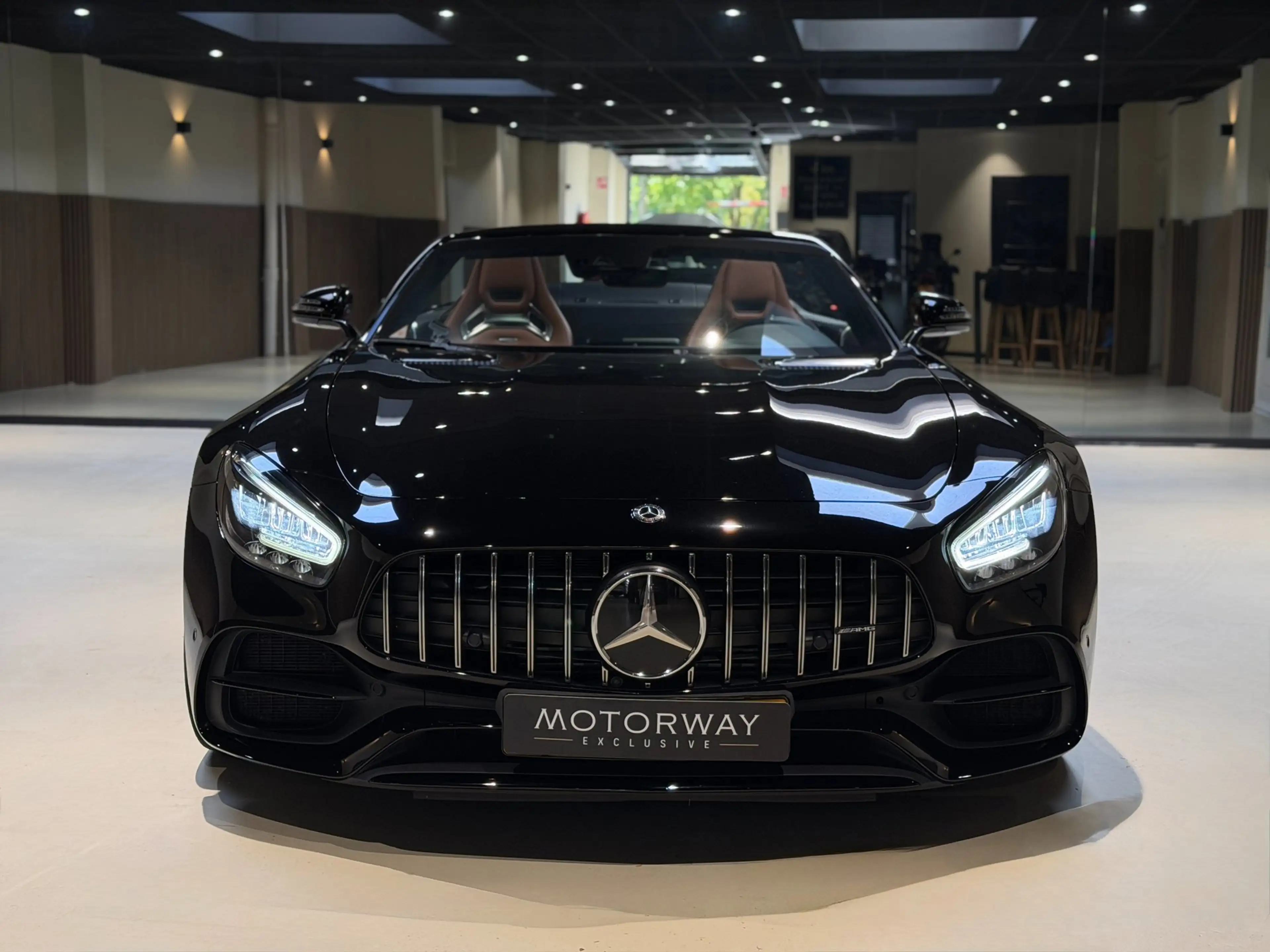 Mercedes-Benz AMG GT Roadster 4.0 C|Airscarf|Burmester|Memory|Keramisch — photo 12