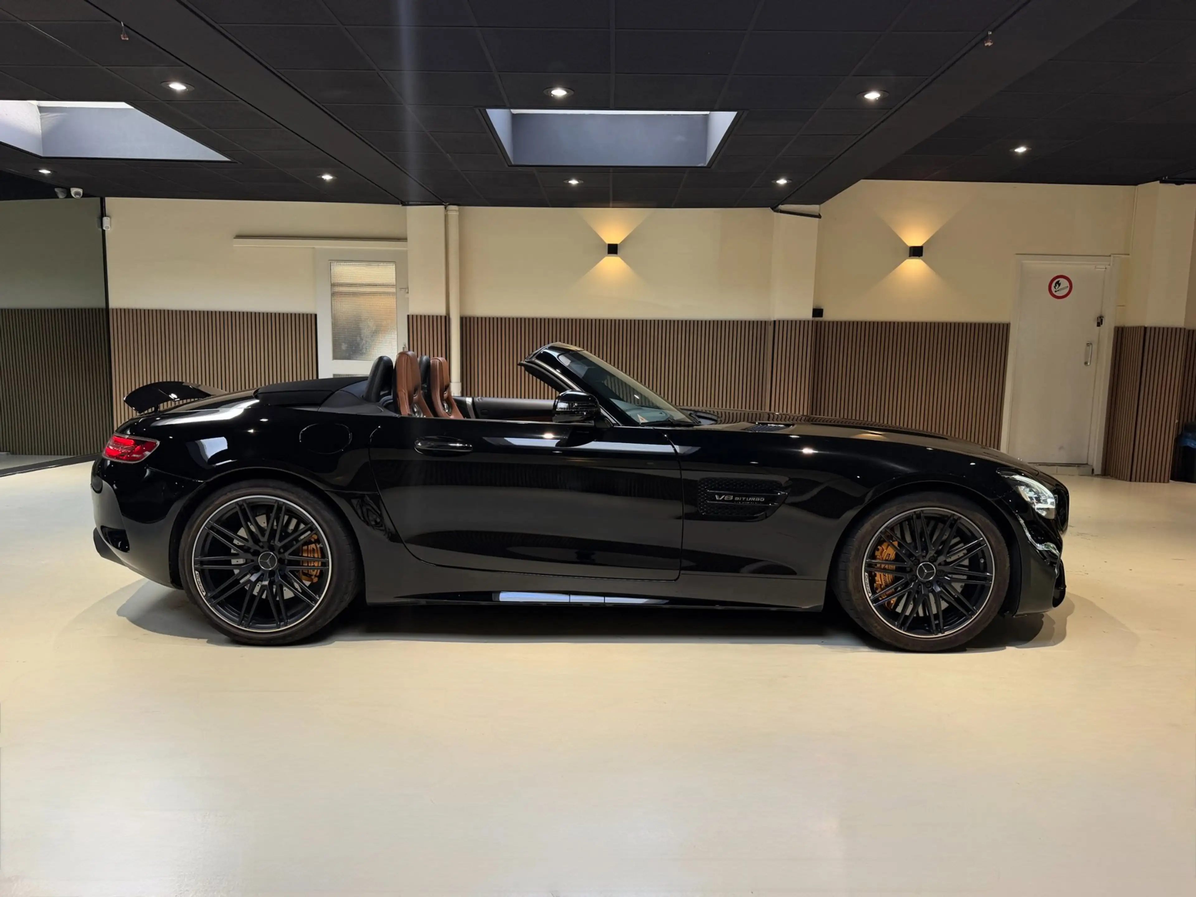 Mercedes-Benz AMG GT Roadster 4.0 C|Airscarf|Burmester|Memory|Keramisch — photo 17
