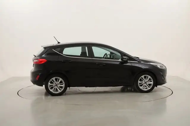 Ford Fiesta view 6
