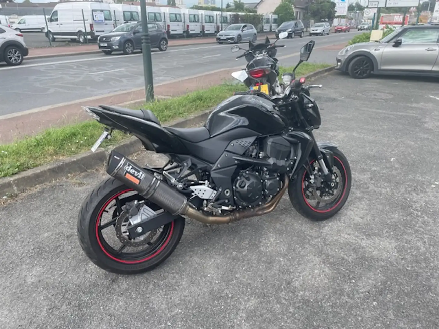 Kawasaki Z 750 Noir - 2