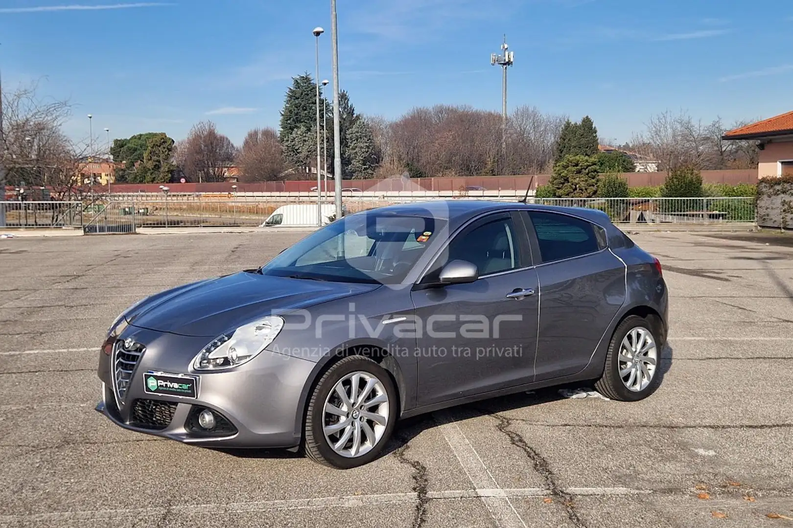 Alfa Romeo Giulietta Giulietta 2.0 JTDm-2 150 CV Distinctive Argent - 1