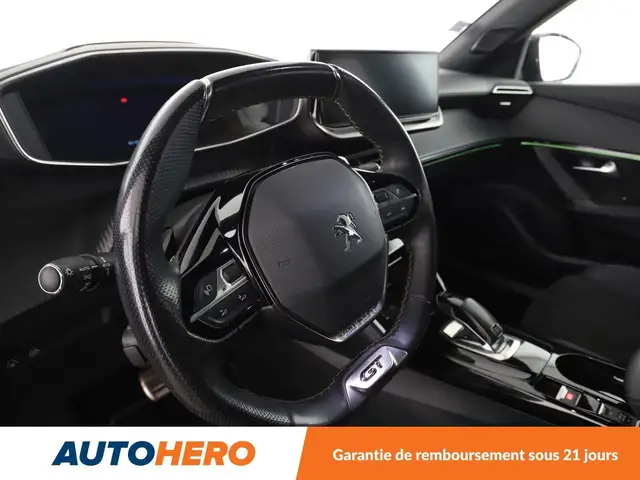 Peugeot 2008 view 11