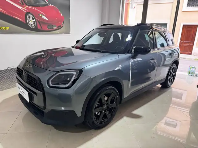 MINI Cooper D Countryman Mini Countryman U25 2.0 48V Classic auto