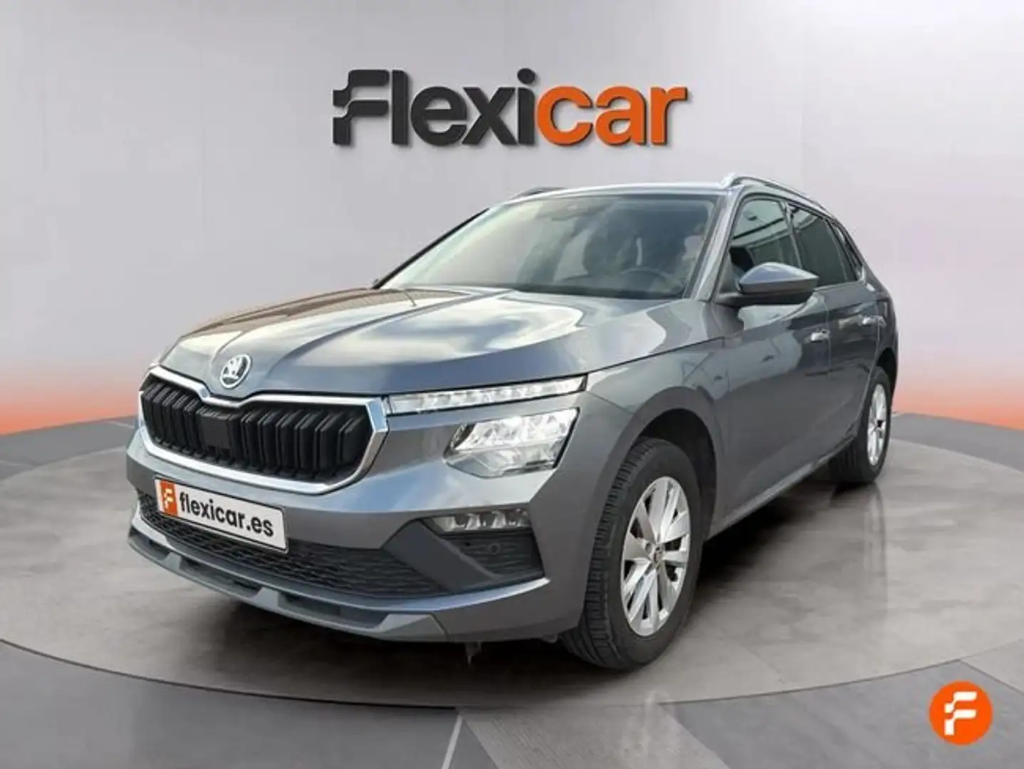 Skoda Kamiq 1.0 TSI Selection 85kW Gris - 2