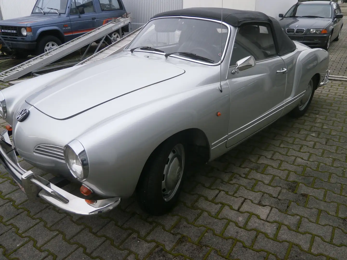 Volkswagen Karmann Ghia Cabrio H-Kennzeichen Argintiu - 2