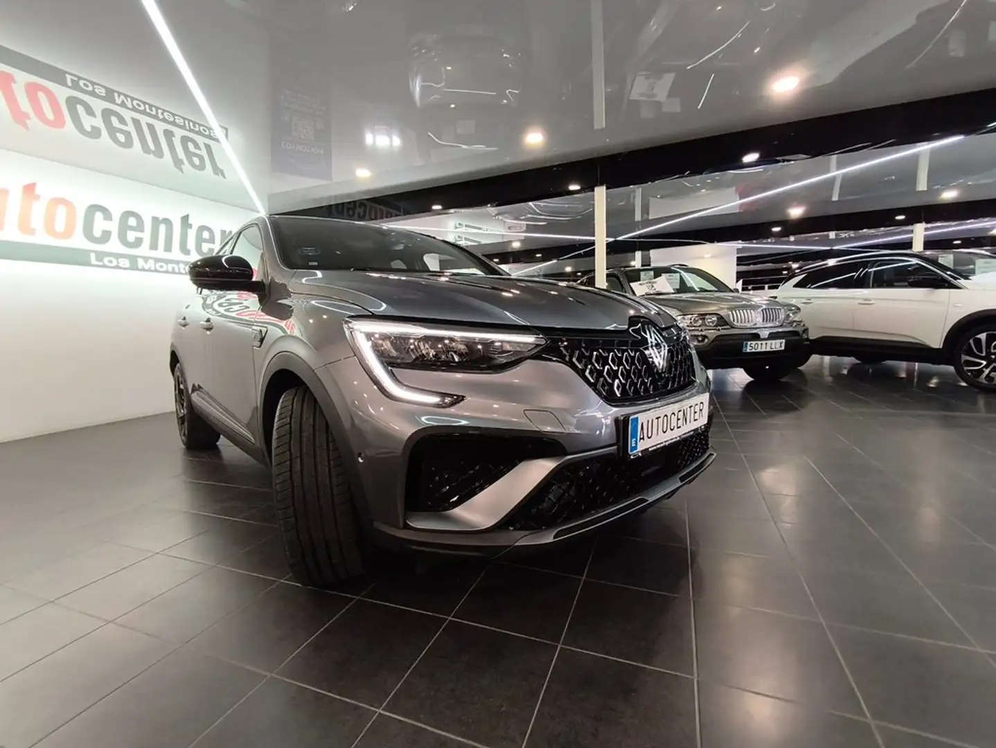 Renault Arkana Esprit Alpine TCe 116kW EDC mild hybrid Gris - 2