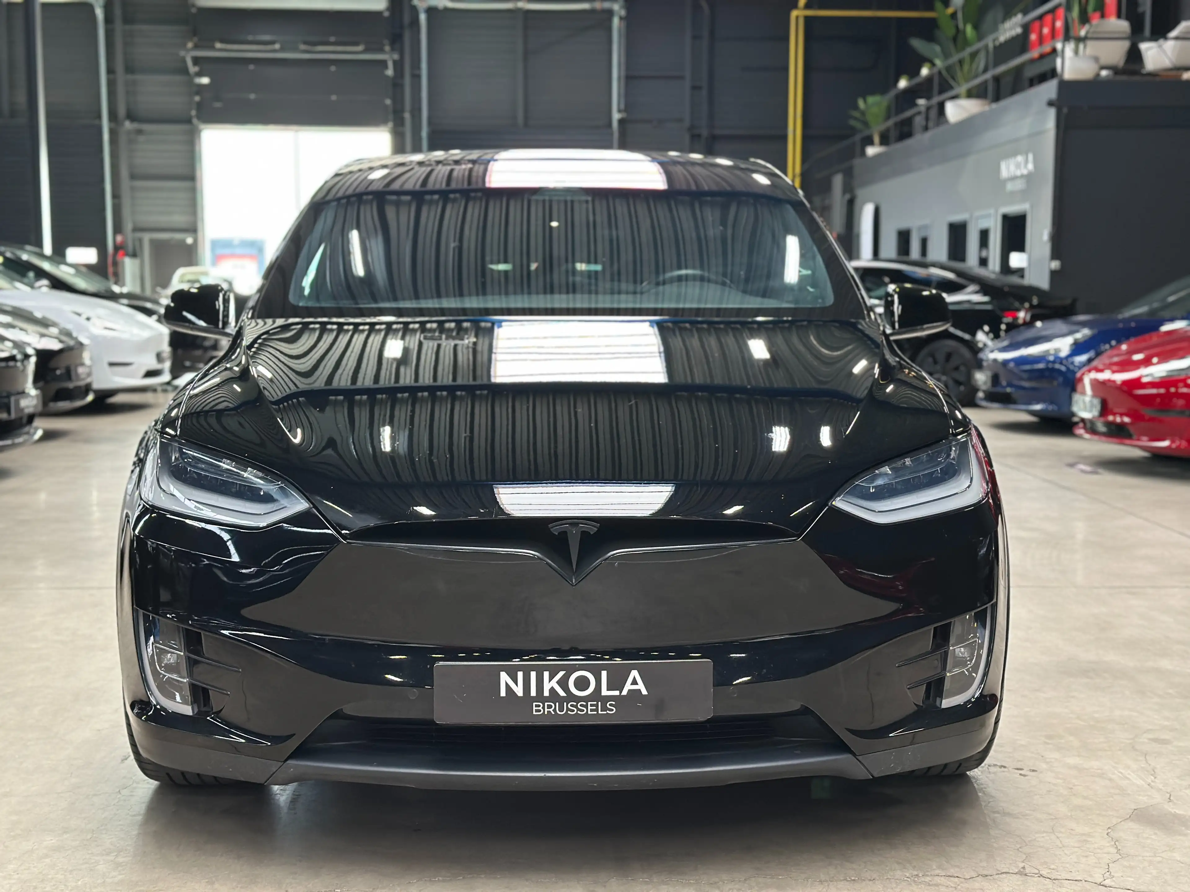 Tesla Model X PERFORMANCE  - 22" WHEELS - TOW HOOK - LOW KM — photo 2