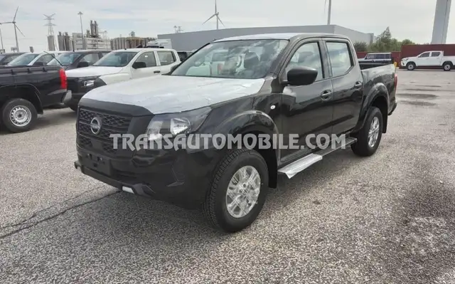 Nissan Navara Pick-up 2.5L TURBO DIESEL 4x4 MT medium - EXPORT OUT EU TROPICAL VERSION