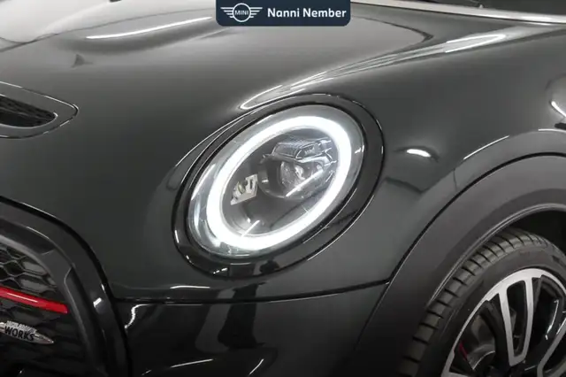Mini Cooper view 5