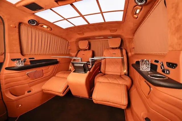 Mercedes-Benz V 300 view 8