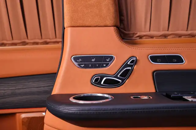 Mercedes-Benz V 300 view 10