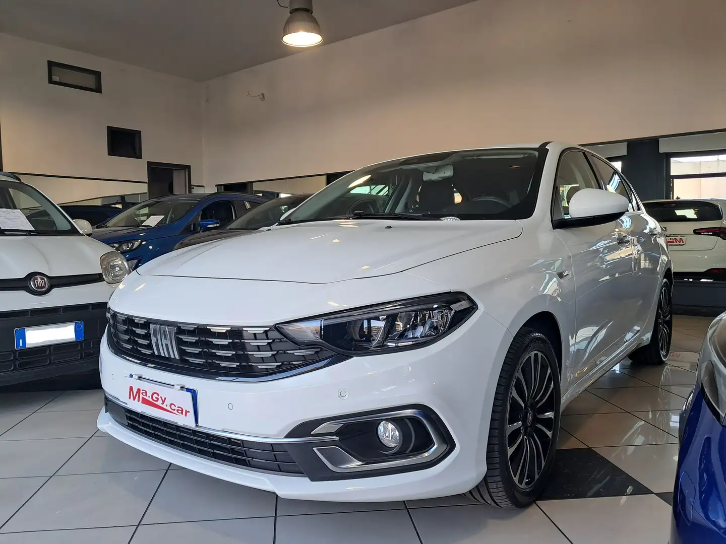 Fiat Tipo 1.6 Mjt 130 cv S Business Blanc - 1