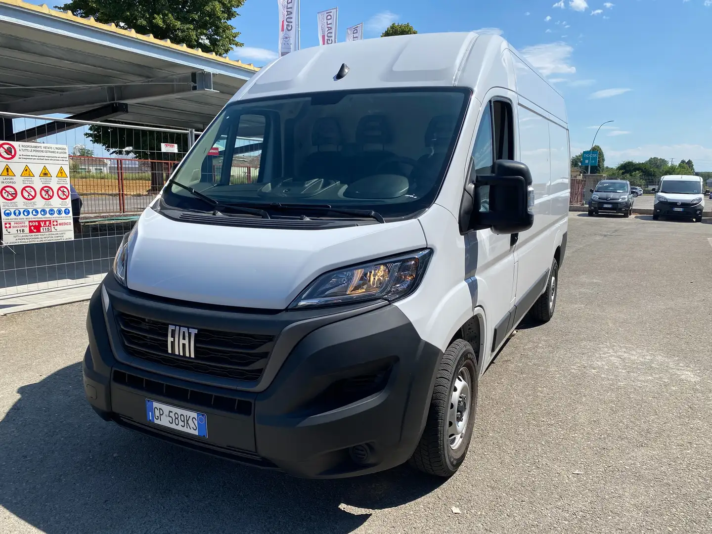 Fiat Ducato L2H2 2.2 140CV FURGONE Bianco - 2