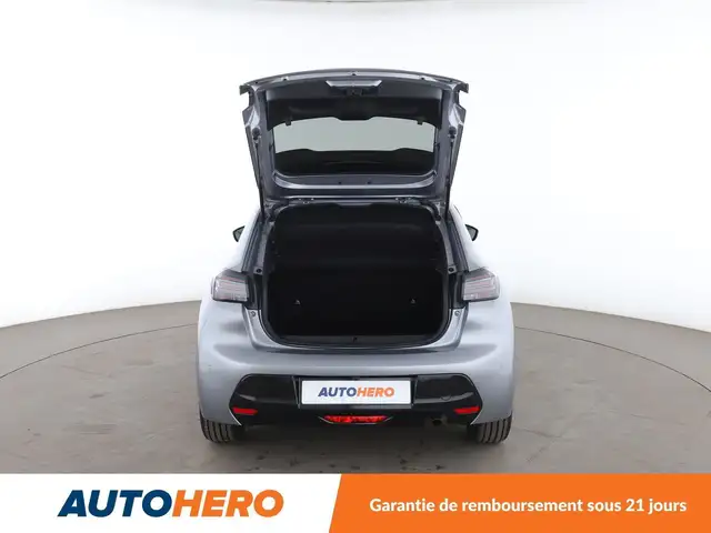 Peugeot 208 view 17