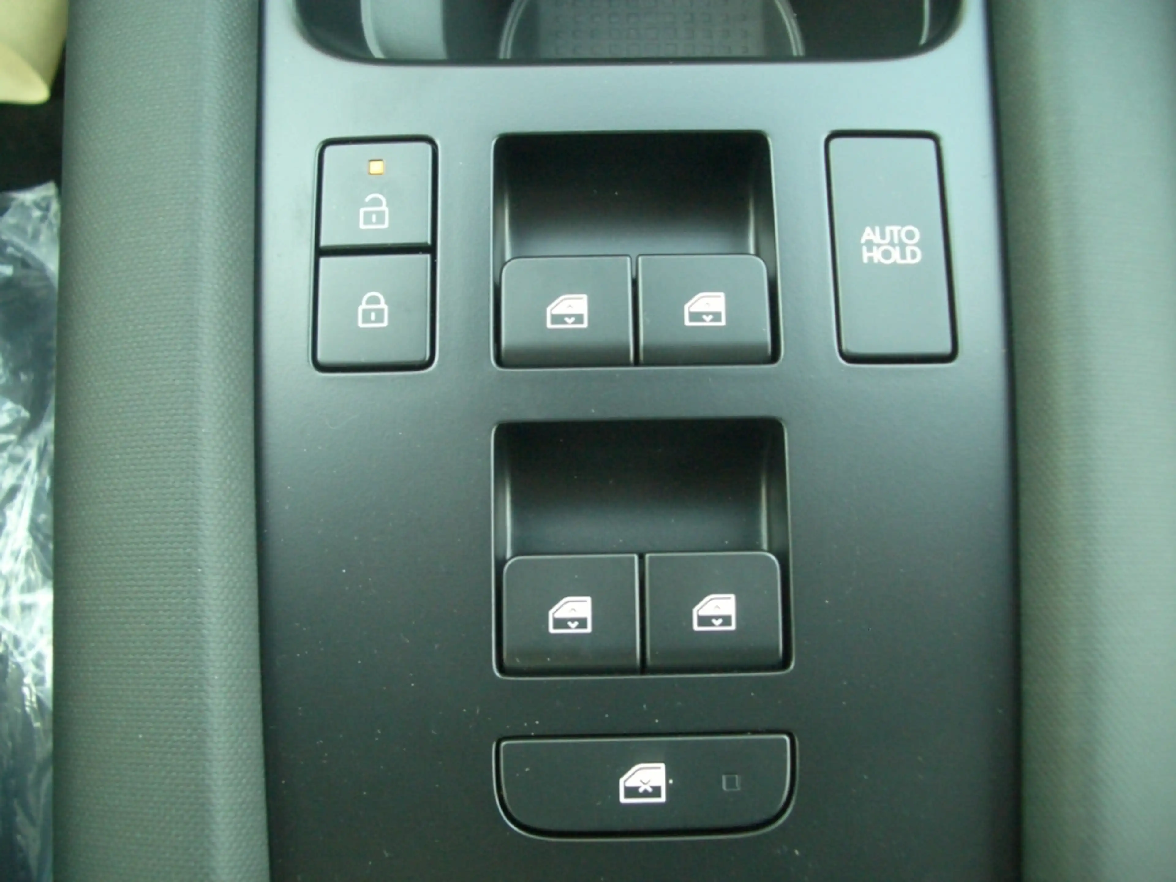 Hyundai IONIQ 6 77,4 kWh 4WD First Edition, Schiebedach — photo 21