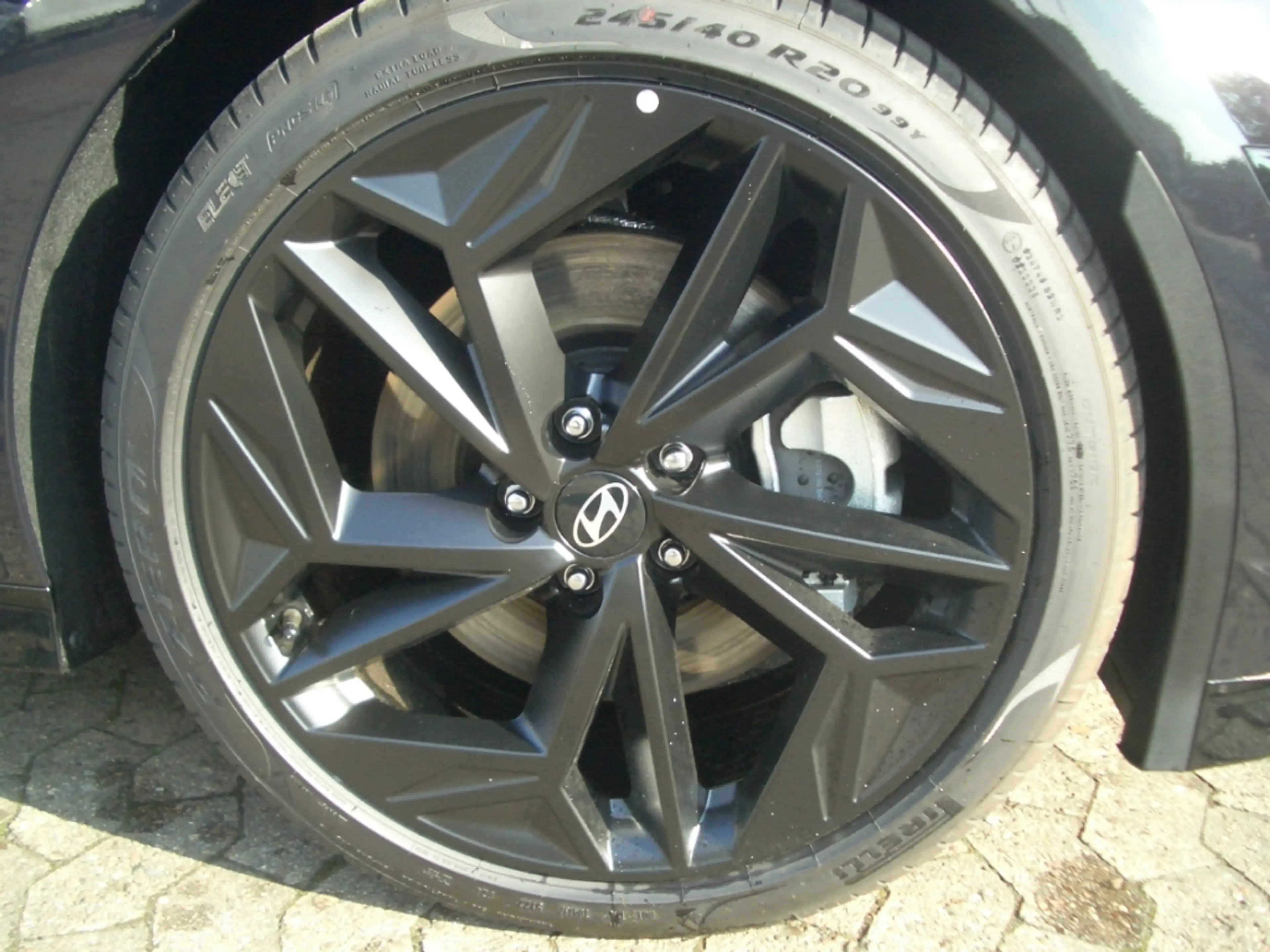 Hyundai IONIQ 6 77,4 kWh 4WD First Edition, Schiebedach — photo 8