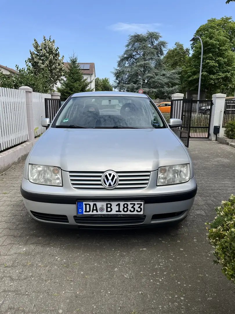 Volkswagen Bora Basis Grijs - 2