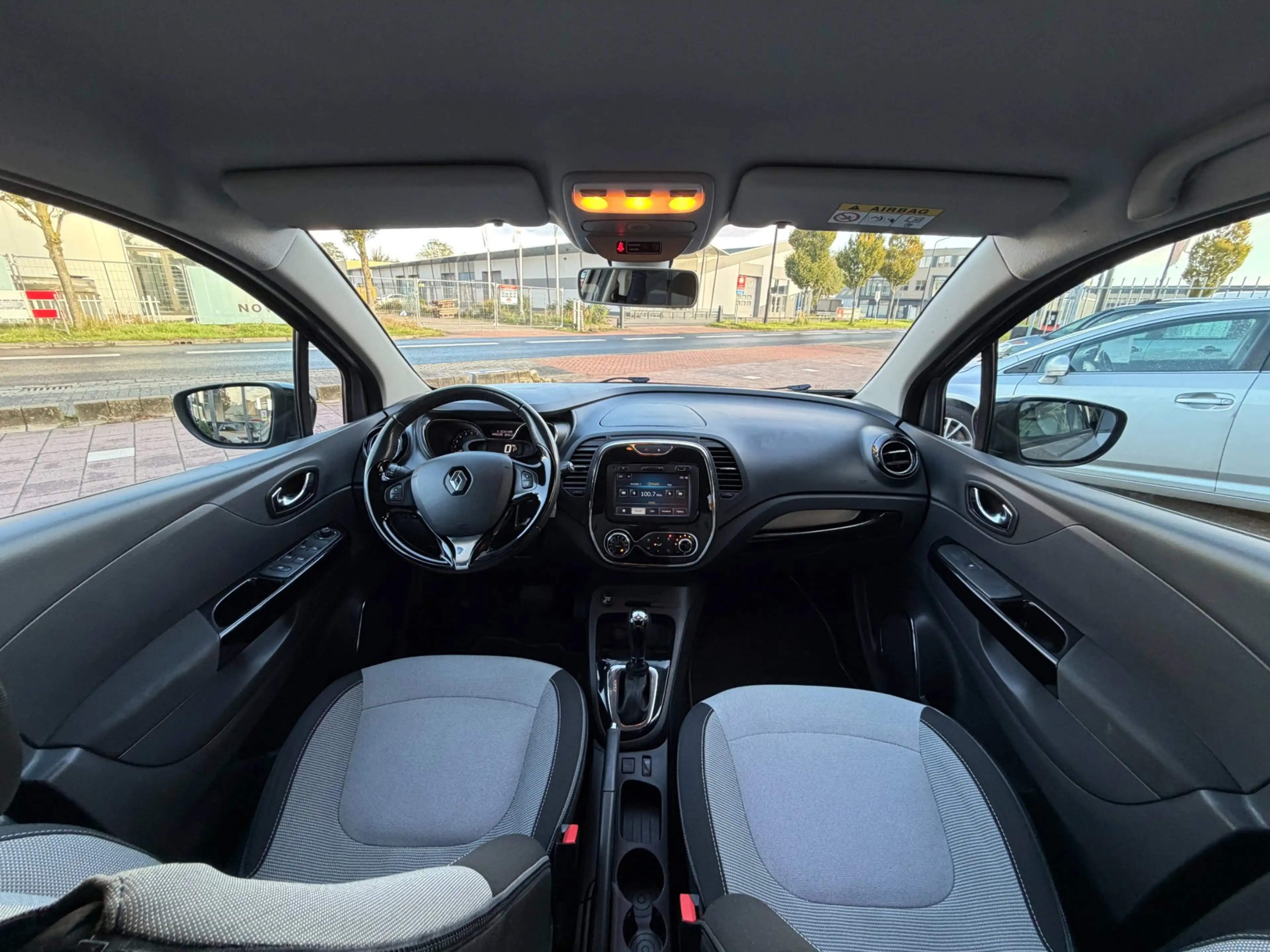 Renault Captur 1.2 TCe Dynamique AUT|Clima|NAVI|Keyless — photo 2