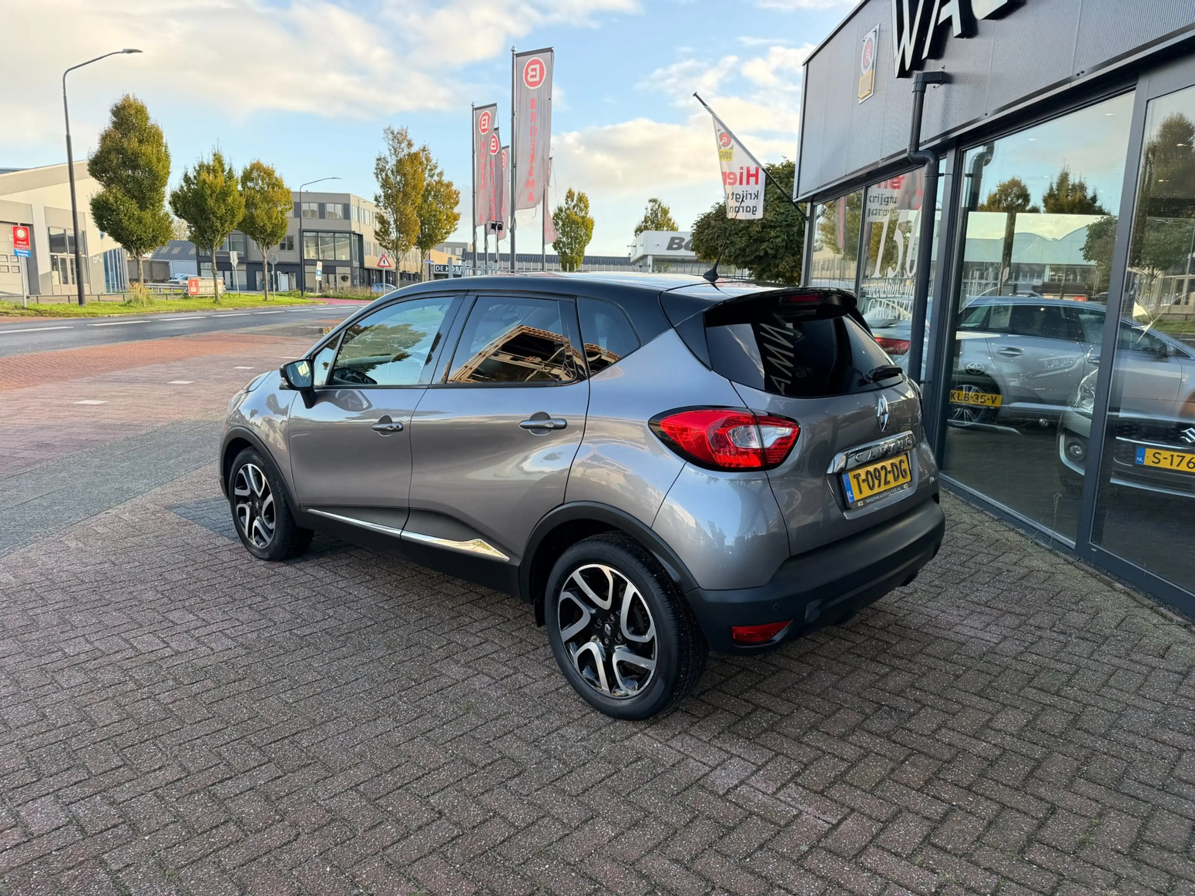 Renault Captur 1.2 TCe Dynamique AUT|Clima|NAVI|Keyless — photo 7